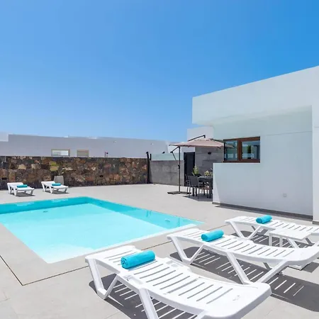 Villa Malvasia Sol By *